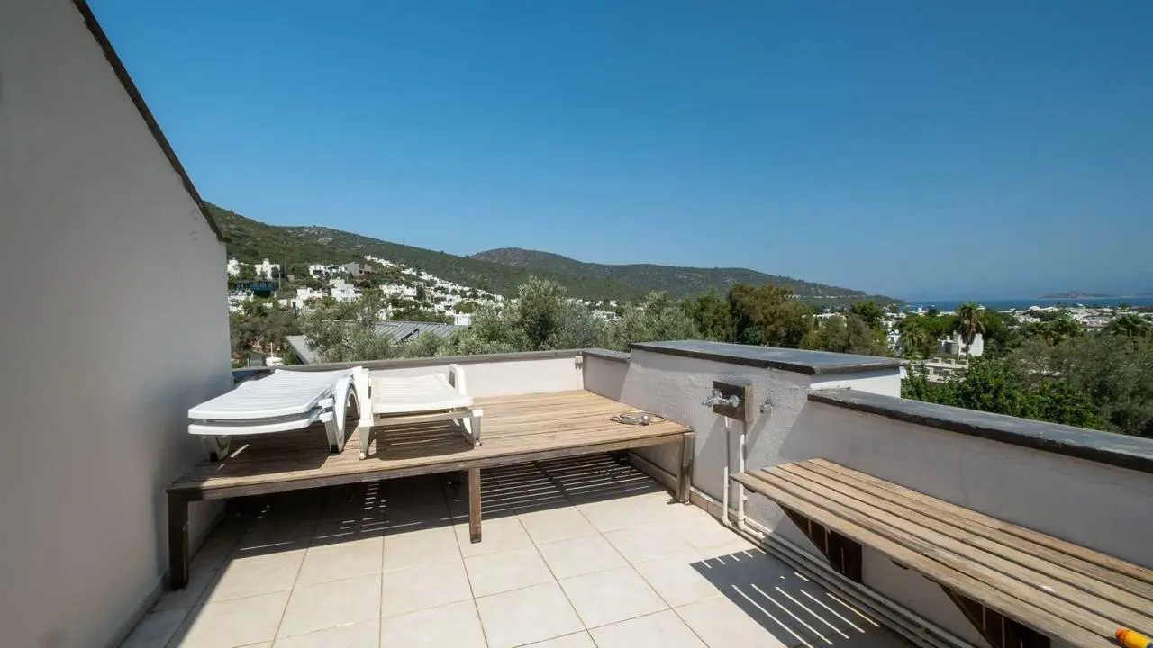 Roof terrace